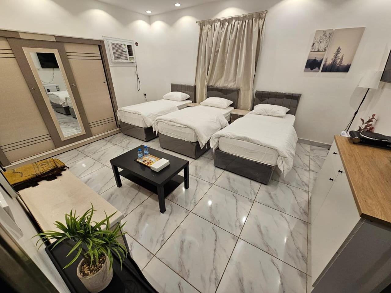 Comfortable & Big Family Apartments 10Mins Drive To Al-Masjid -Nabawi - Nozol Noor 2 المدينة المنورة المظهر الخارجي الصورة